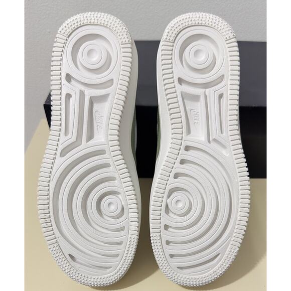 NWT: Nike - Women's Air Force 1 PLT.AF.ORM, White Oil Green W (US 7.5) - Picture 6 of 6